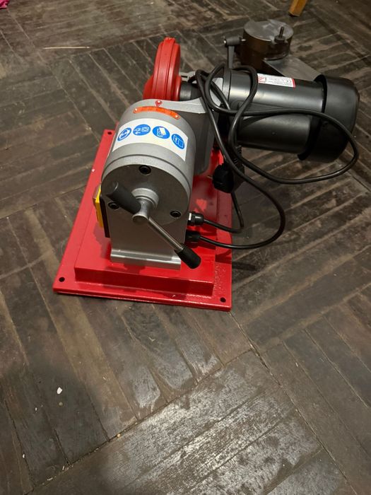 Masina Pentru Ascutit Panze De Circular Holzmann MTY 8-70