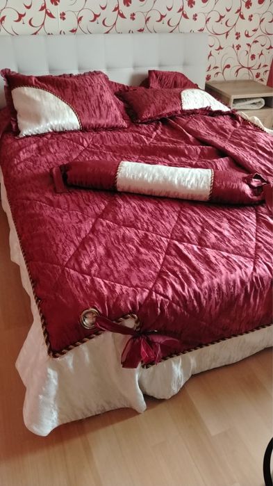 Комплект покрывало с подушками