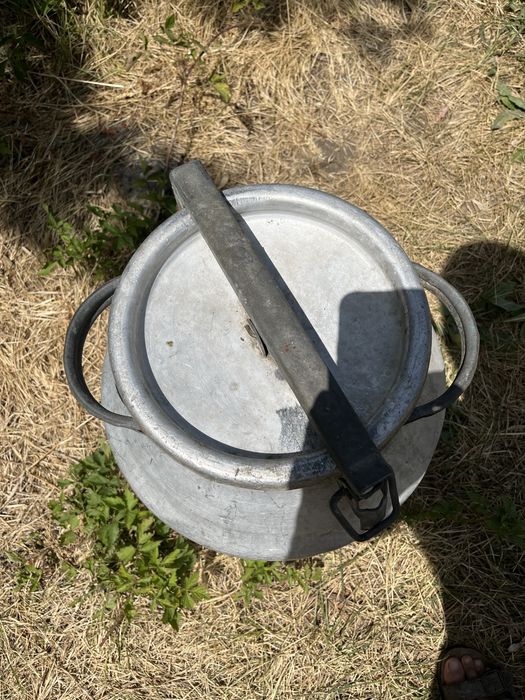 Продам 10 литровую флягу.