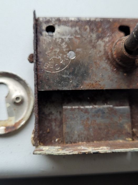 Ключалка от шкаф, производство Сталин