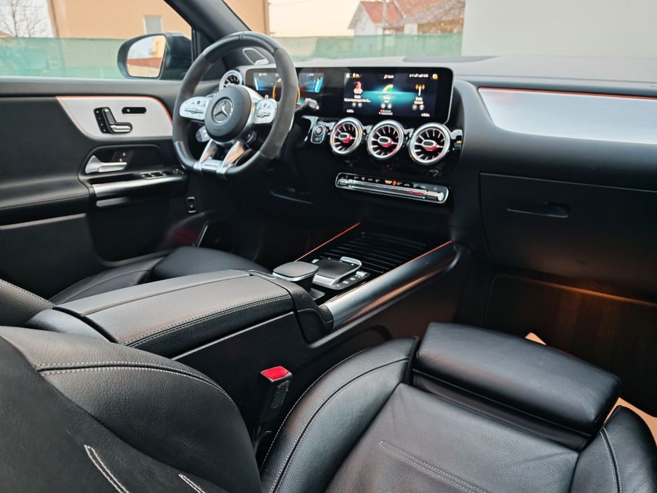 Mercedes GLA 45 AMG 421cp An 2020 Garantie