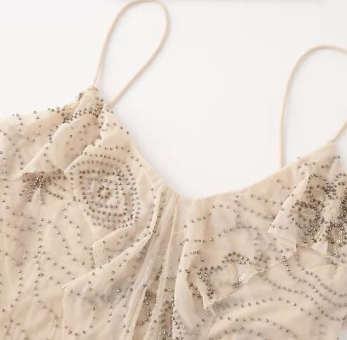 Елегантна нова рокля ZARA с етикет, размер S, 59€