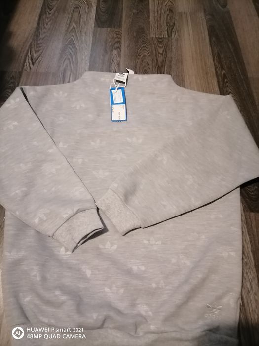 Дамска плътна блуза