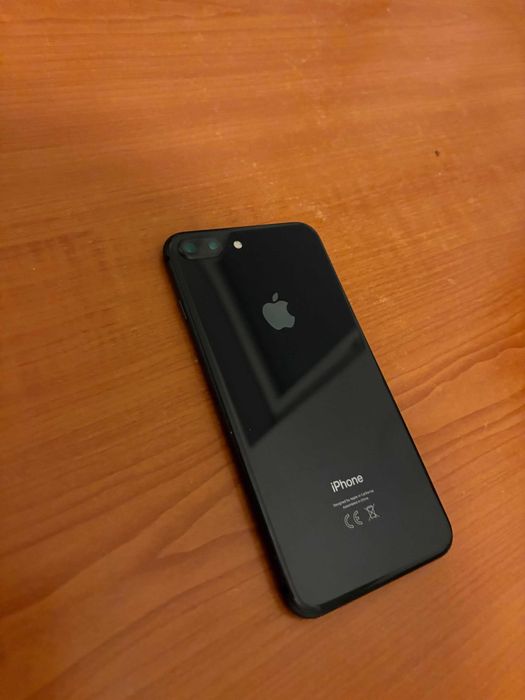 Telefon IPHONE 8 Plus 64 gb