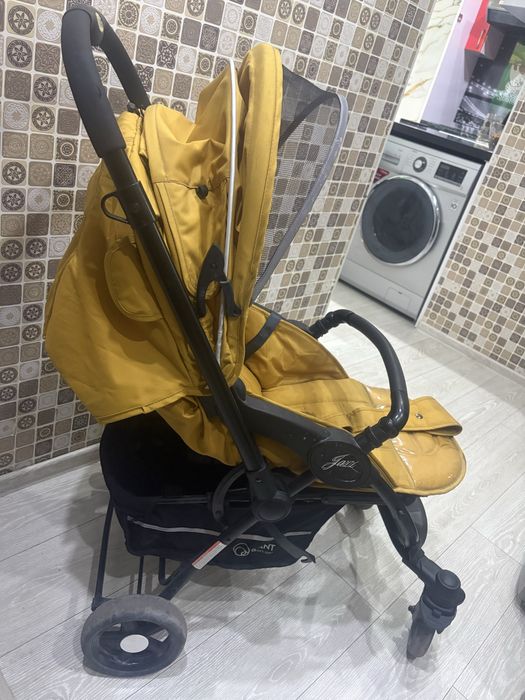 Продаю коляску прогулочную