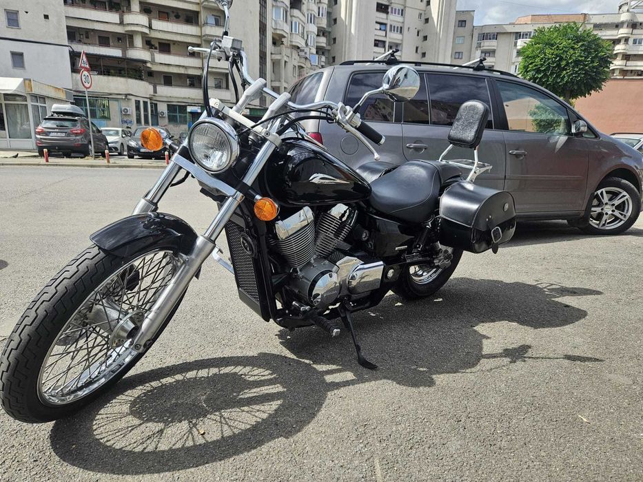 Motocicleta Honda VT 750 Shadow