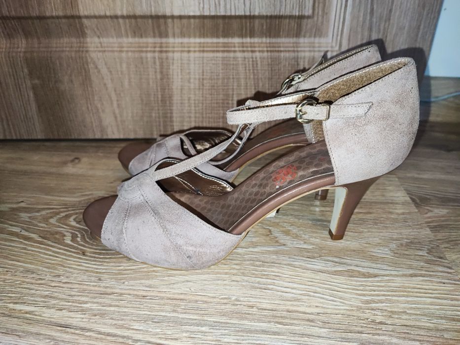 Дамски сандали Naf Naf номер 41