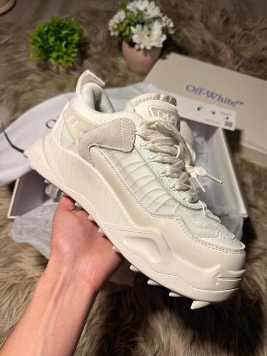 adidasi off white odsy