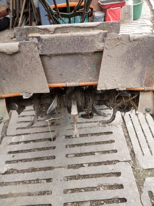 Vand motocultor și cositoare