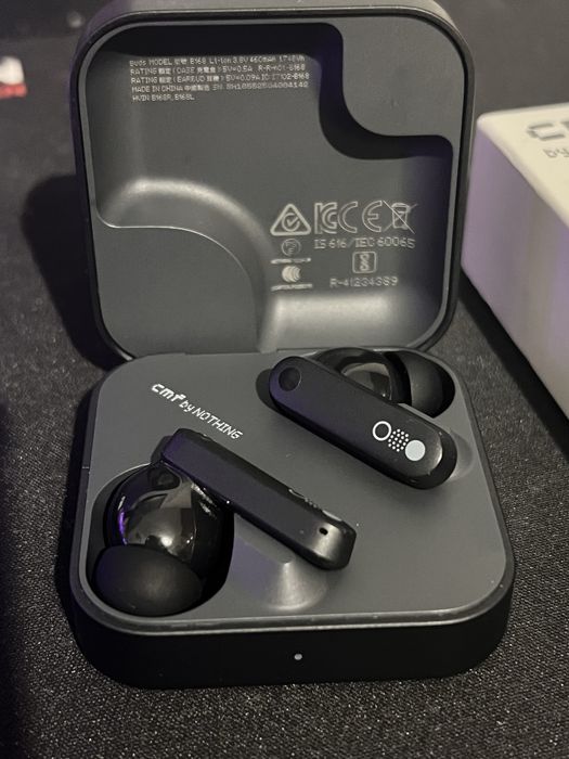 CMF Buds by Nothing — като нови, без забележки, с тапи S/M/L