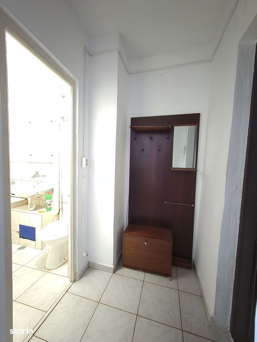 Garsoniera Str Hipodrom etaj 4
