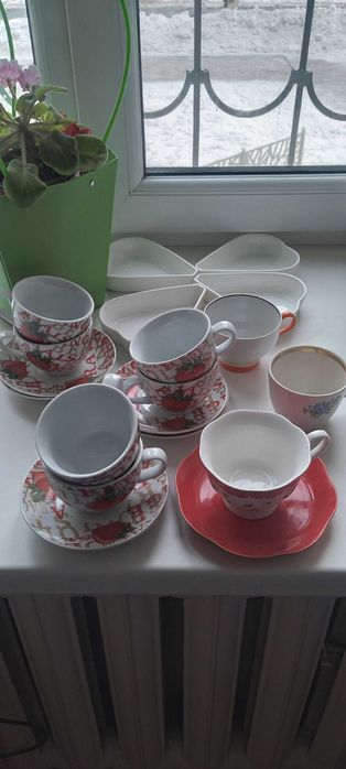 Бокалы Чашки Тарелки