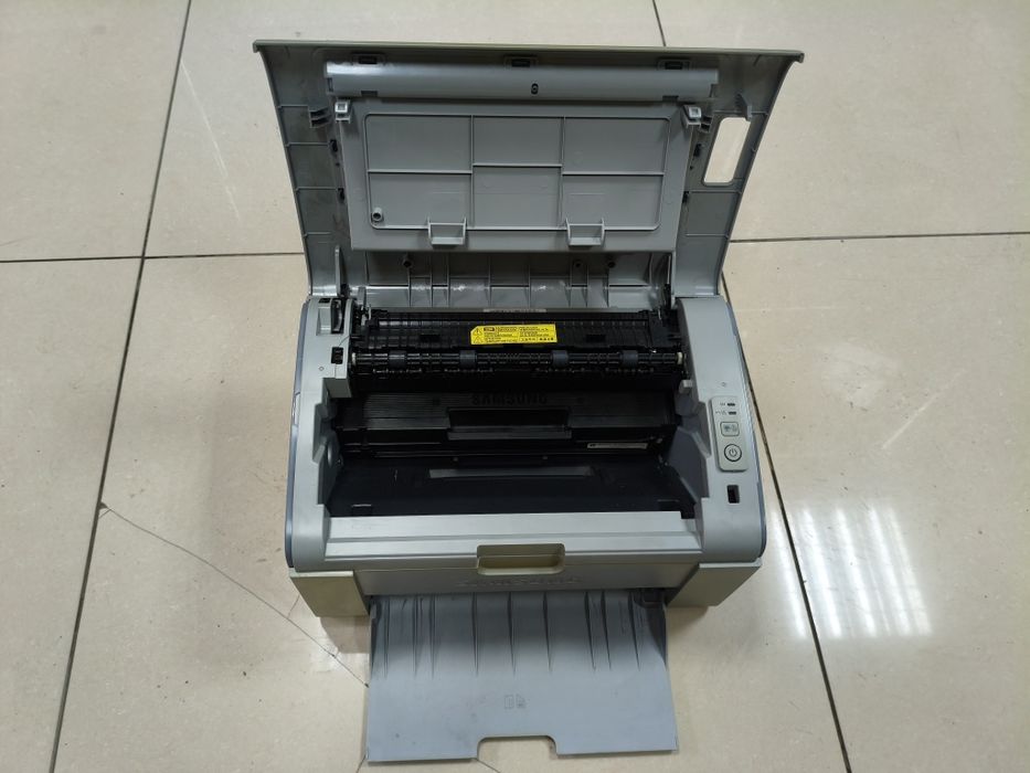 Продам принтер Samsung 2160.
