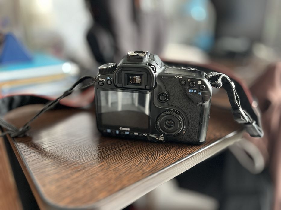 canon eos 40D фотоаппарат