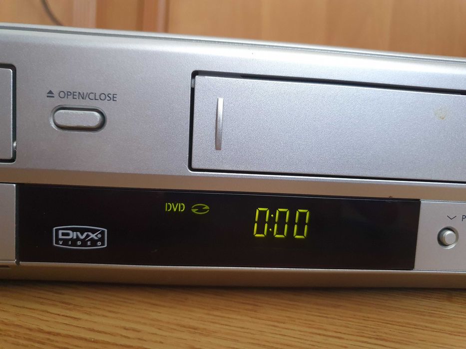 Система  -SAMSUNG DVD-V5600