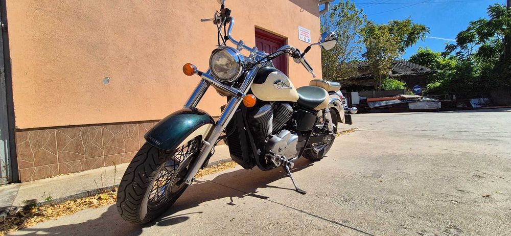 Honda VT750C Shadow American Classic Edition
