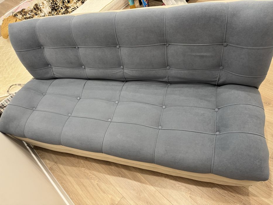 Диван домашний , б/у .