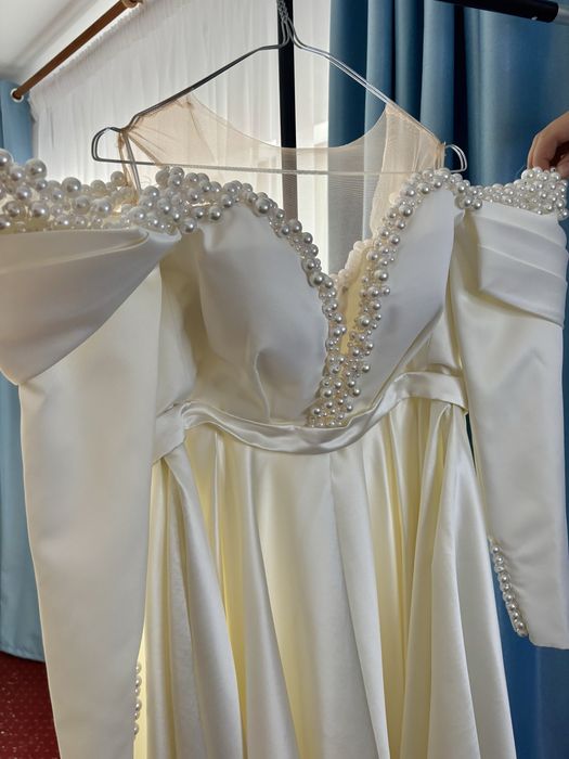 Rochie de  mireasă/cununie civila realizata in atelierul Xenei Coșeru