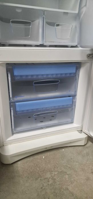 Хладилник Indesit