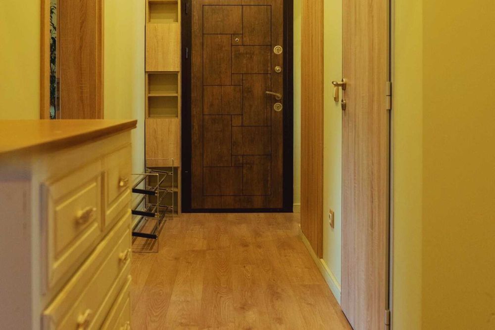 Дава се под наем Тристаен апартамент в София, Красно село - 92 кв.м за 663 € - Снимка #4