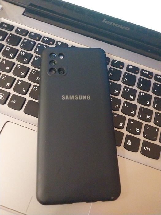 Продам Самсунг А31