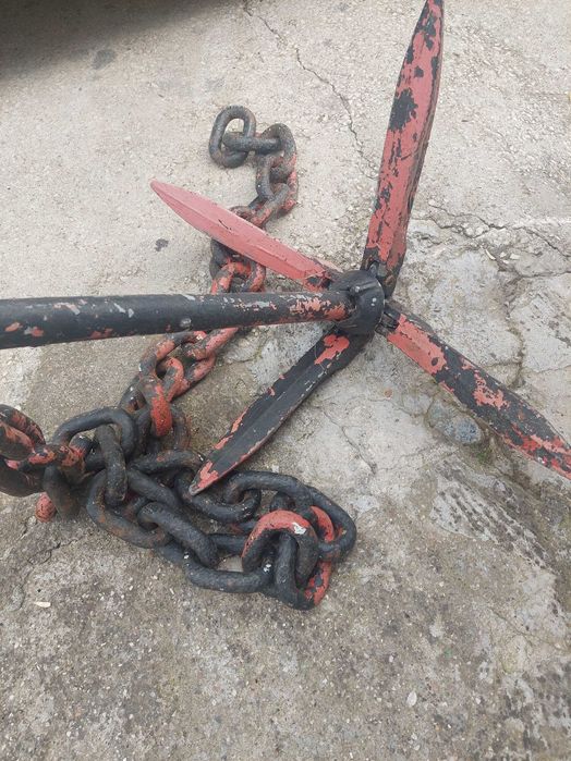 Котва с верига стара