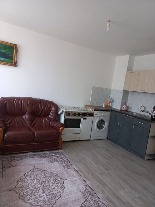 Дава се под наем Двустаен апартамент в Варна, Автогара - 75 кв.м за 408 € - Снимка #1