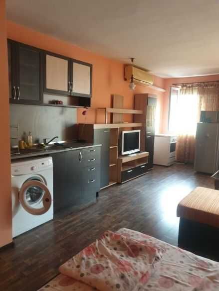 Дава се под наем Двустаен апартамент в Бургас, Възраждане - 55 кв.м за 165 € - Снимка #5