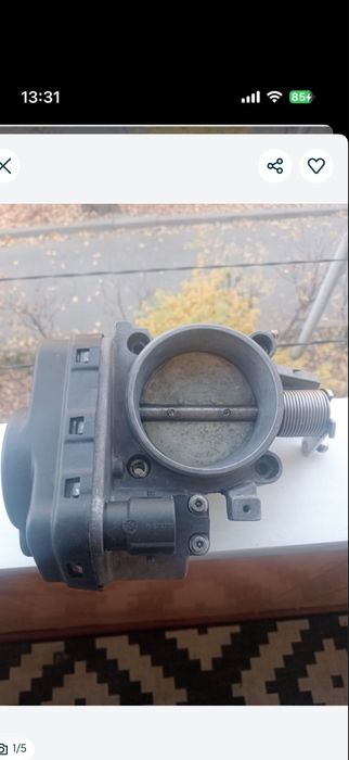 Дроссельная заслонка на двигатель 104 обьем 2.8 от 124 кузова Мерседес