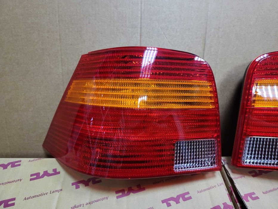 Фонарь задний левый, правый на Golf 4