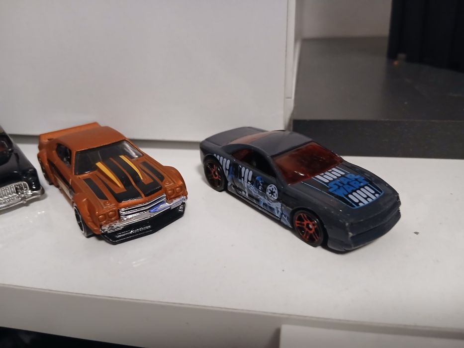 Метални хот уилямс