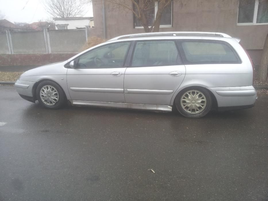Aripa stanga citroen c5 an 2004