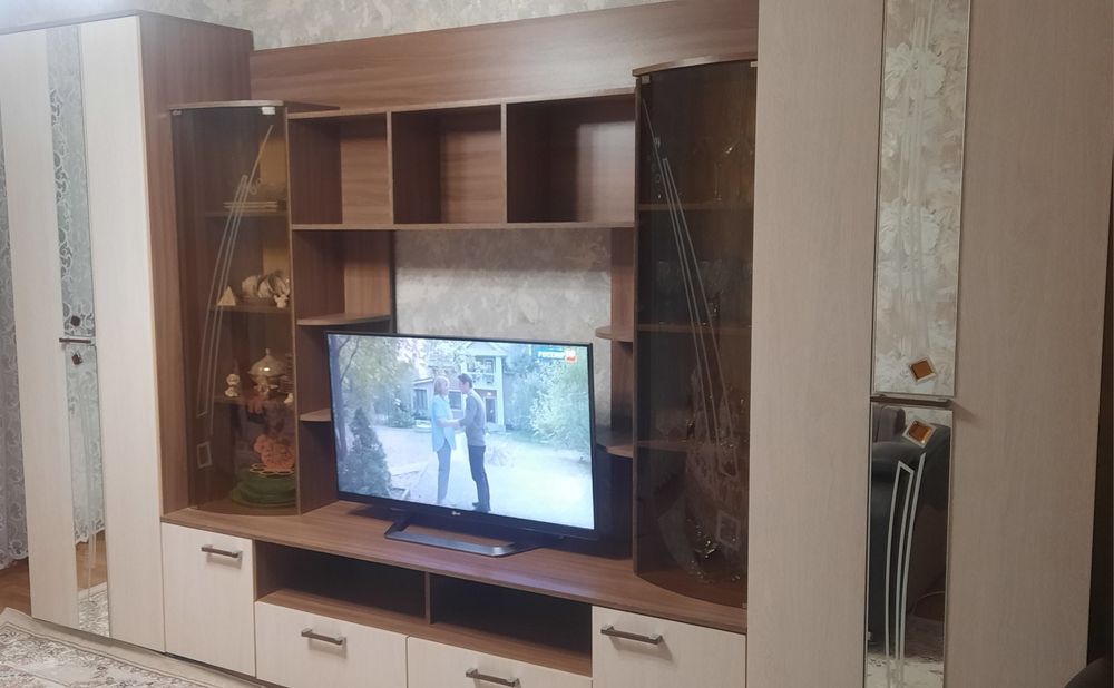 Продам стенку-горка.