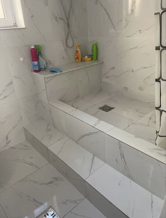 Vand schimb apartament la parter zona Gara De Nord