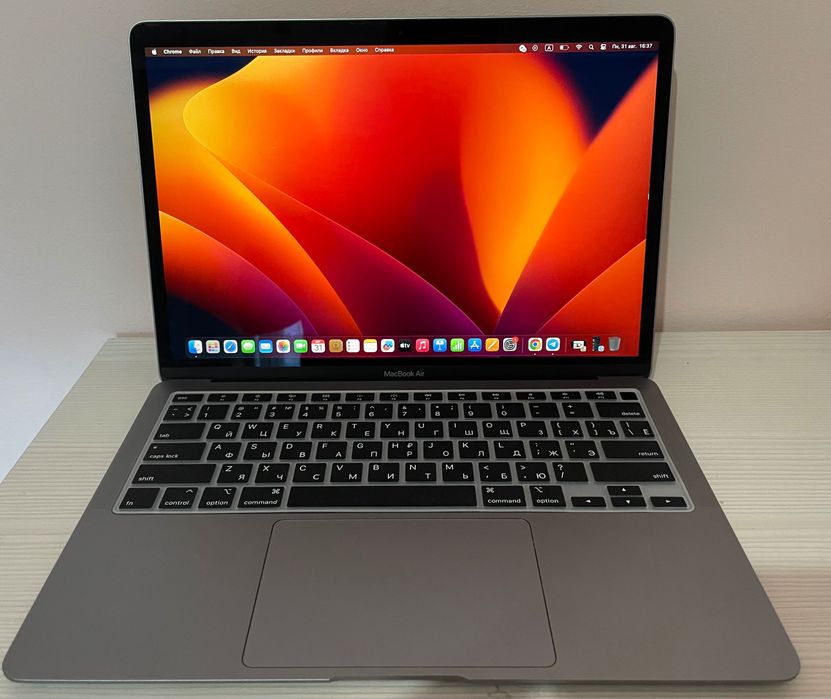 Продам MacBook Air m1