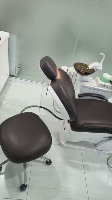 Stomatologik kreslo CQ215A Стом.кресло