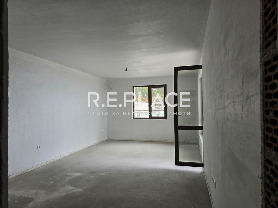 Продава се Тристаен апартамент в Варна, Виница - 127 кв.м за 1339 €/кв.м - Снимка #2