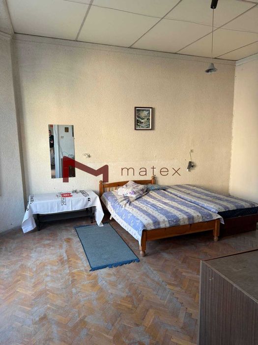 Продава се Тристаен апартамент в Варна, Операта - 85 кв.м за 2824 €/кв.м - Снимка #2