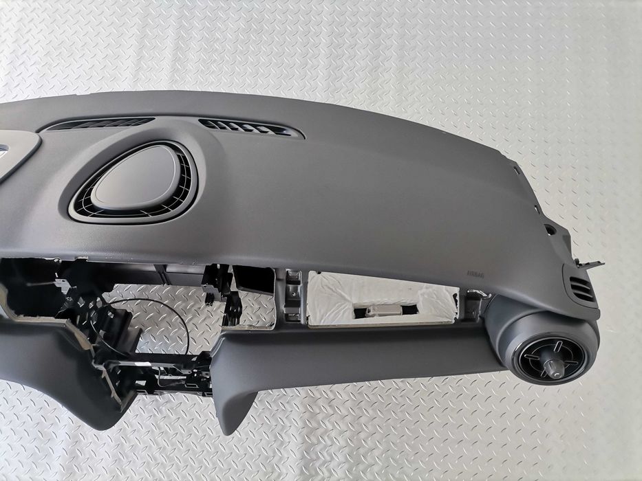 Ново Табло Mini MINI F55 F56 F57 LCI Черно HUD