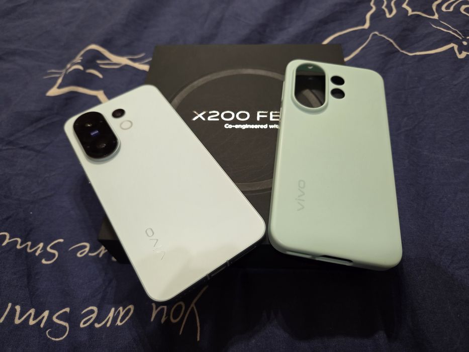 Vivo X200FE Новый