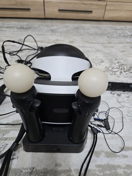 Продам PlayStation VR