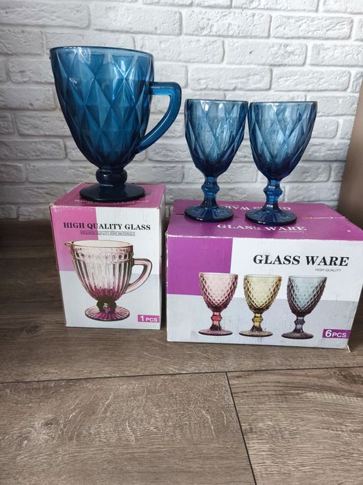 Стаканы+ваза. 6+1 штук