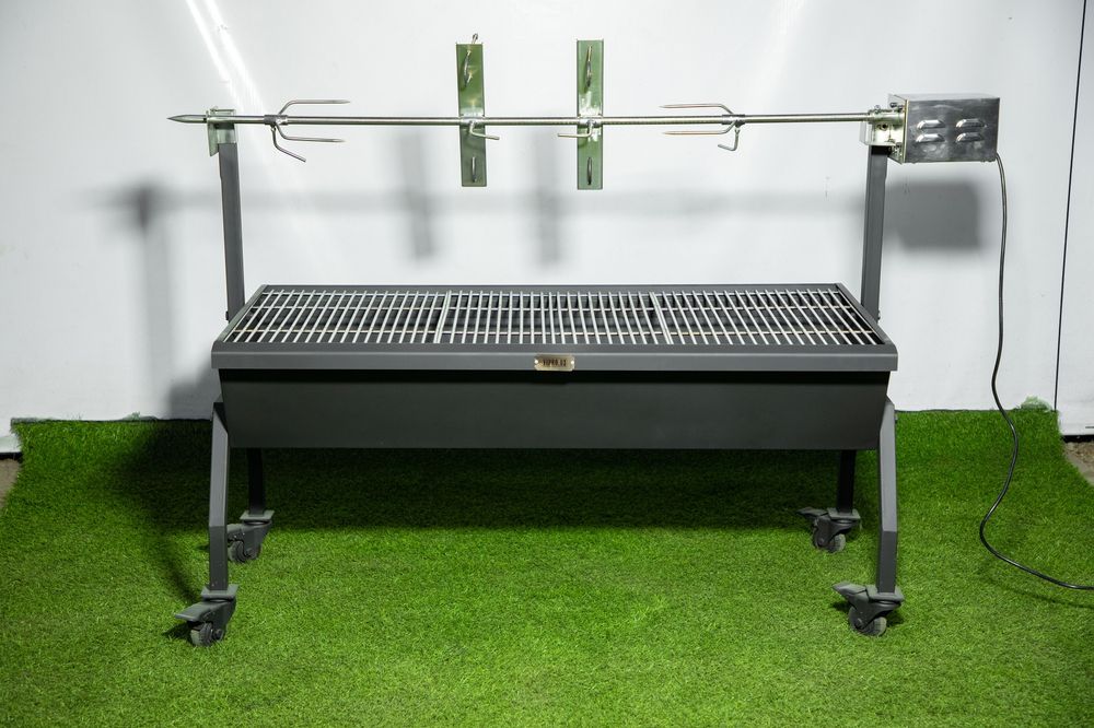 Гриль-вертел(мангал,барбекю). Есть доставка.