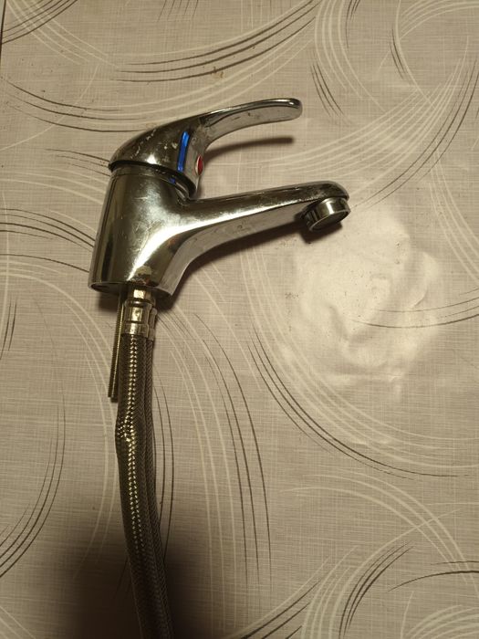 Смесител за мивка