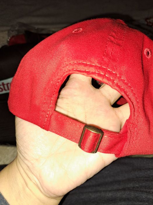 Кепки Castrol новые.