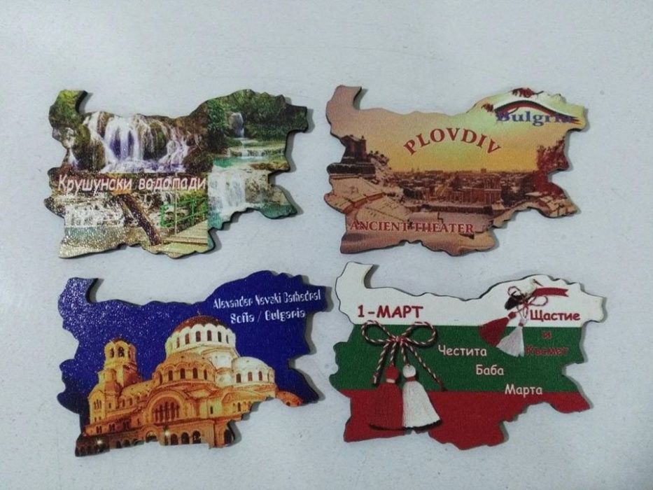 Магнитни стикери върху дърво за 50 броя форма като картата на България