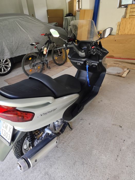 Yamaha Majesty 250