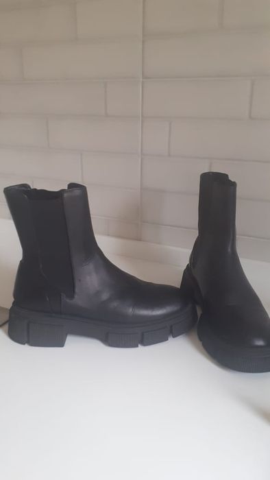Ботинки Zara 40 размер