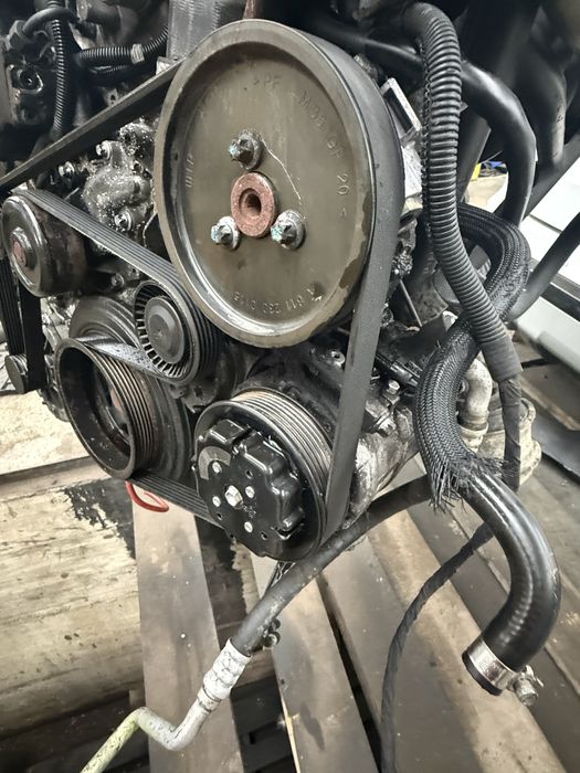 injector A6110700987 mercedes benz sprinter c class e class motor 2.2