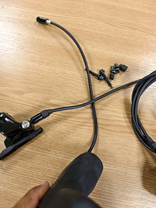 Команди SRAM Rival 22 DoubleTap BrakeLever/Shifter/Flat Mount 1x11-sp